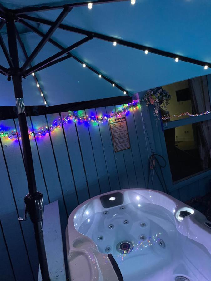 Bankhead Accommodation With Hot Tub Aberdeenshire Gamrie Ngoại thất bức ảnh